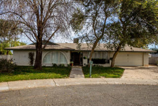 4519 Seldon Ln, Glendale, AZ 85302-5209