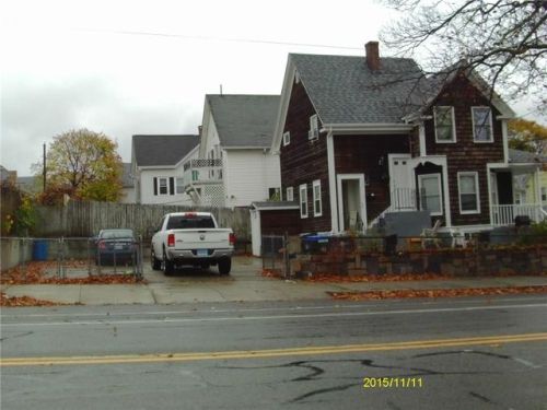 920 Narragansett Blvd, Providence, RI 02905-4302