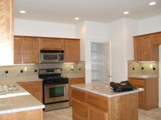 941 25th Ter, Cornelius OR  97113-7462 exterior