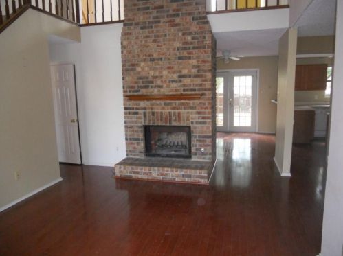 636 Mountain Side Dr, Allen TX  75002-4736 exterior