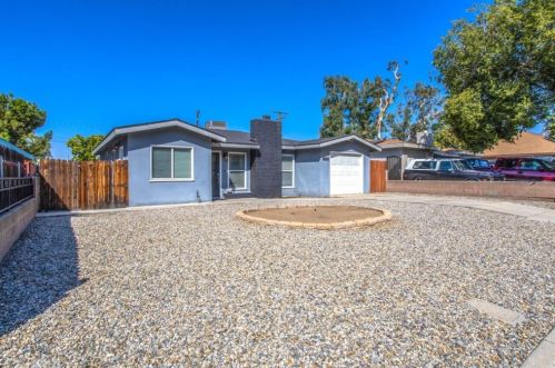 3048 Lawrence Ave, San Bernardino, CA 92404-2551