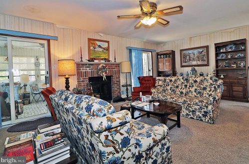 1555 Dee Rd, Lacey NJ  08731-3411 exterior