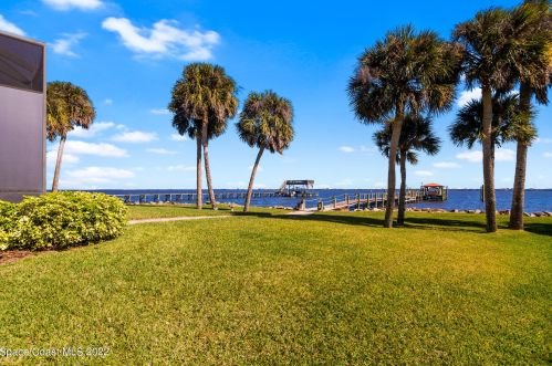 3618 Indian Riv Dr, Cocoa FL 32926-8705 exterior