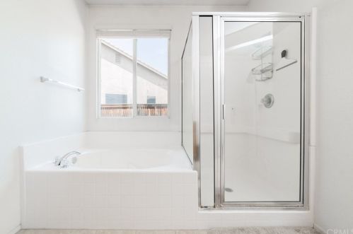 35650 Rosedown Ln, Wildomar CA  92595-7974 exterior