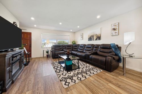 622 21st Cir, Boynton Beach, FL 33426-4627