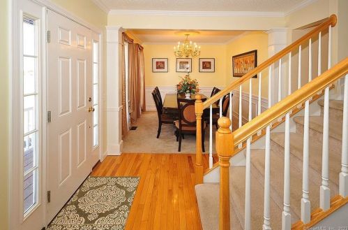 93 Cougar Dr, Manchester CT  06040-6379 exterior