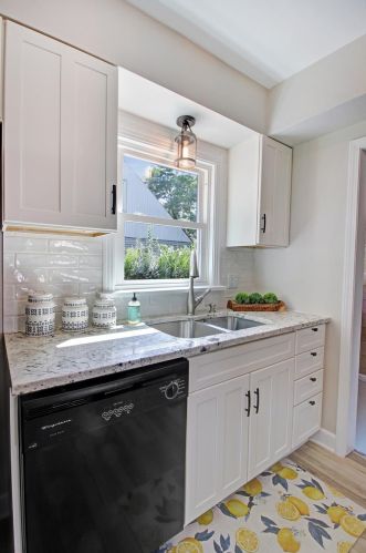 9028 Revere Ct, Hammond IN  46321-3219 exterior