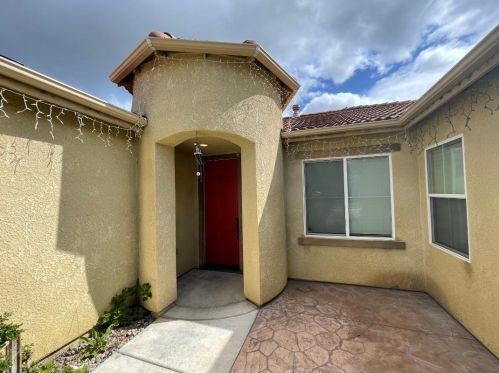 416 San Fernando Ct, Los Banos CA  93635-6451 exterior