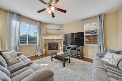 336 Tilden Cir, Vacaville CA  95688-9485 exterior