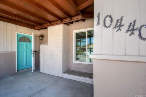 10440 Hole Ave, Riverside CA  92505-1620 exterior