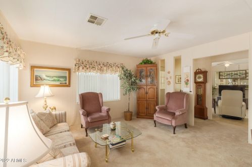 25418 Montana Ave, Chandler, AZ 85248-6473
