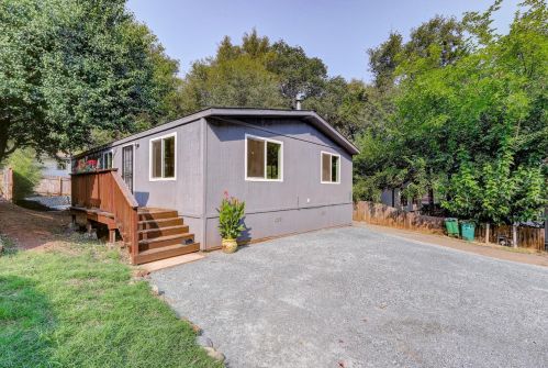 11211 Sierra Cir, Lake Wildwood, CA 95946-8603