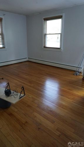 377 William St, Piscataway NJ 08854-6057 exterior