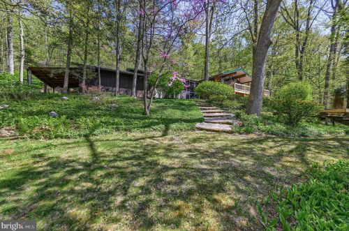 2 Fernwood Trl, Charnita PA  17320-8556 exterior