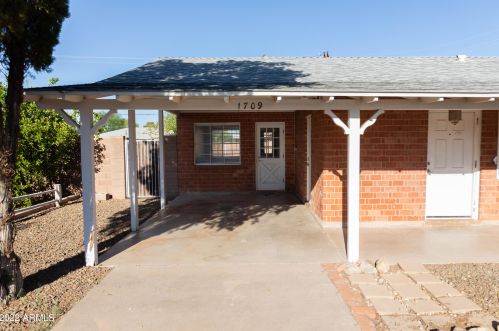 1709 75th Pl, Scottsdale, AZ 85257-1545