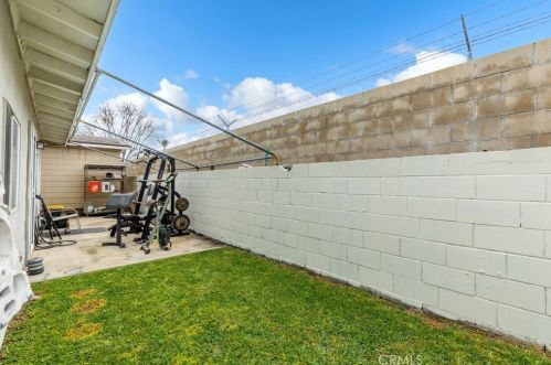548 Tiajuana St, San Bernardino CA  92411-2528 exterior