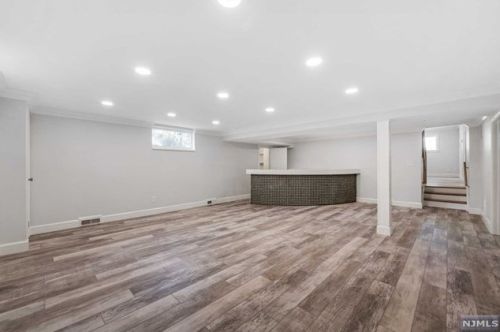 187 Charlotte Pl, Englewood NJ  07632-1615 exterior