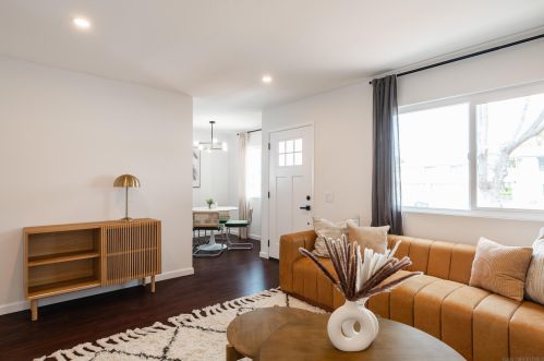 4275 Raquel Dr, Oceanside CA  92056-4729 exterior