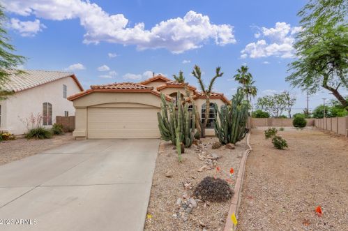 1566 Cheyenne St, Gilbert, AZ 85296-1333