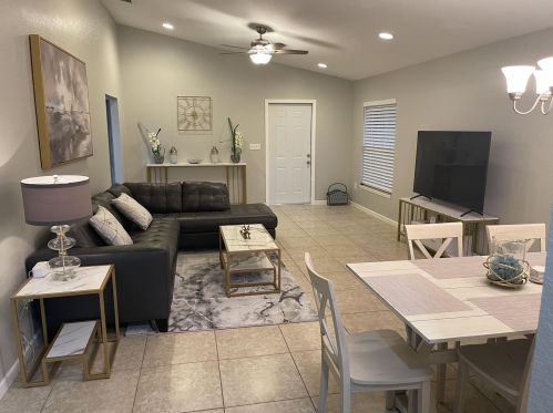 520 Southridge Rd, Delray Beach, FL 33444-2229