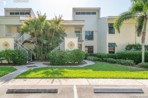 13408 Harbour Ridge Blvd, Palm City, FL 34990-4814