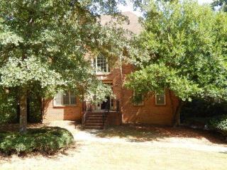 1701 Monteagle Dr, Birmingham, AL 35244-6718