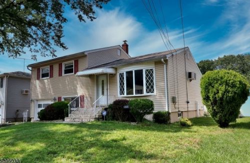 327 Mclean Pl, Industrial Hillside, NJ 07205-1748