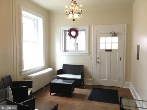 7934 Montgomery Ave, Melrose Park, PA 19027-2644