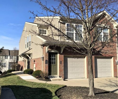 7204 English Dr, Cincinnati, OH 45244-3150