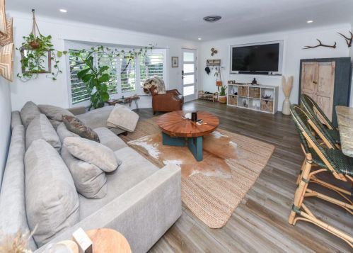 111 7th Ave, Boynton Beach, FL 33435-3813