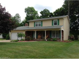 2822 Blenheim Ave, Alliance, OH 44601-5404