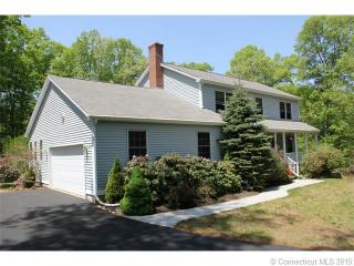 6 Wood Pond Rd, Amston, CT 06231-1655