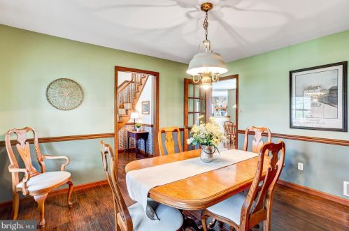 75 Maple Ave, Bareville PA  17540-9602 exterior