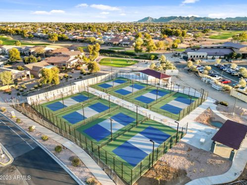 4737 Rakestraw Ln, Gilbert AZ  85298-3429 exterior