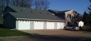 814 13th Ave, Clinton, IA 52732-5150
