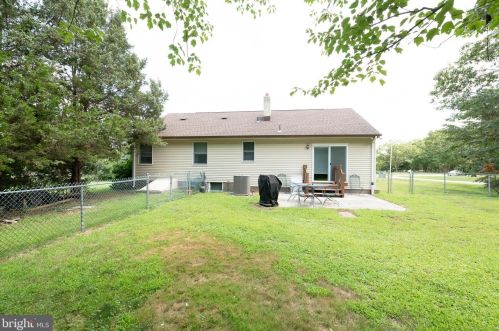 6 Pendleton Dr, Berlin Boro NJ  08009-9672 exterior