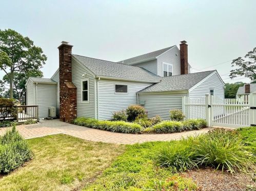 45 Kirkside Ave, Milford CT  06460-5919 exterior