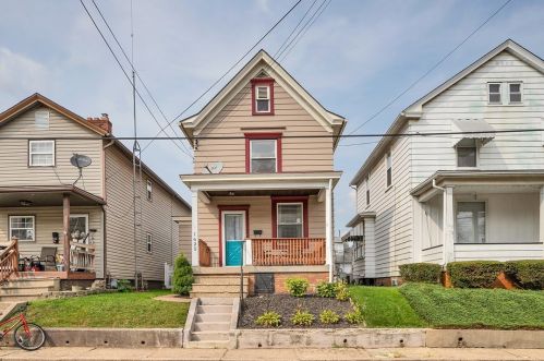 1625 4th St, New Brighton, PA 15066-1124