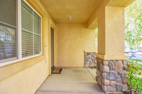 45541 Robinson Dr, Lancaster CA  93535-2263 exterior