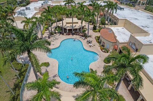 6451 Tiara Dr, Boynton Beach, FL 33437-4171