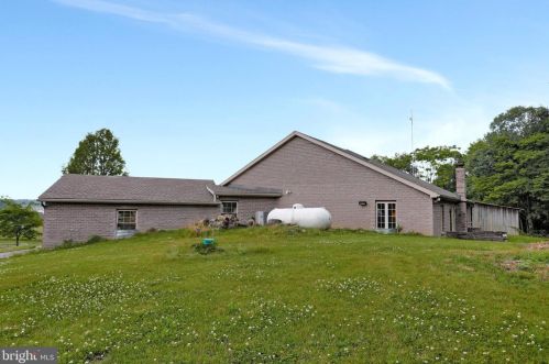 9478 Fort Stouffer Rd, Upton PA  17225-9780 exterior