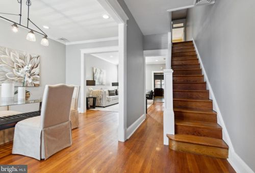 1316 Shepherd St, Washington, DC 20011-5530