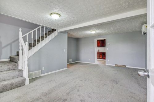 4670 Carroll Eastern Rd, Carroll, OH 43112-9566