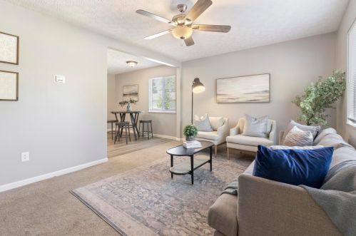 10 Westland Way, Delaware OH  43015-2223 exterior