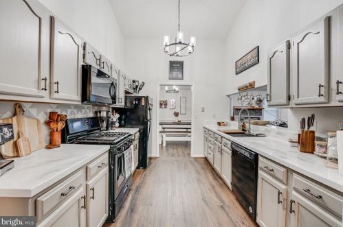 10602 Holleybrooke Dr, Spotsylvania VA  22553-1637 exterior