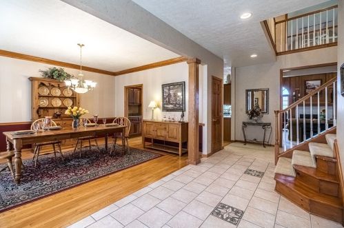 342 Ivy Dr, Gibsonia, PA 15044-8931
