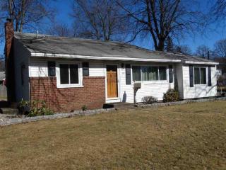 40 Hunting Rd, Albany, NY 12205-3928