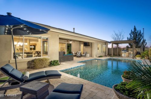 3778 Chestnut Ln, Gilbert, AZ 85298-0405