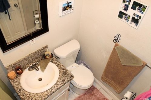 8409 Olympic Blvd, Pico Rivera CA  90660-2268 exterior