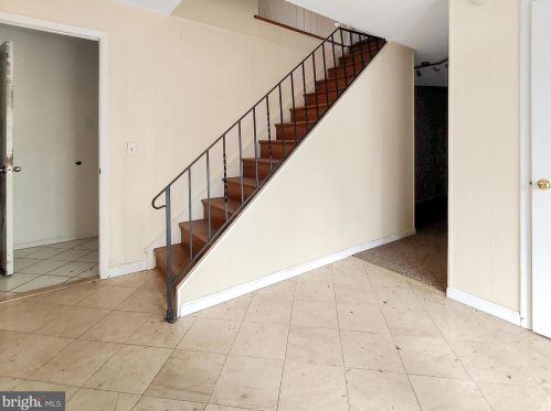 11600 Blue Ridge Ln, Great Falls VA  22066-1004 exterior